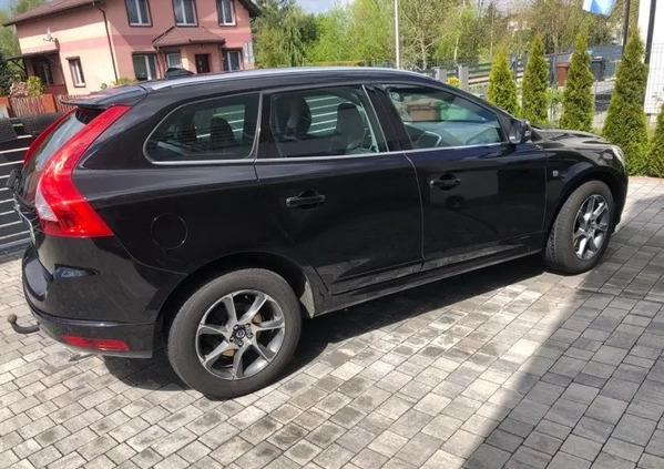 Volvo XC 60 cena 72500 przebieg: 176000, rok produkcji 2016 z Jastrzębie-Zdrój małe 137